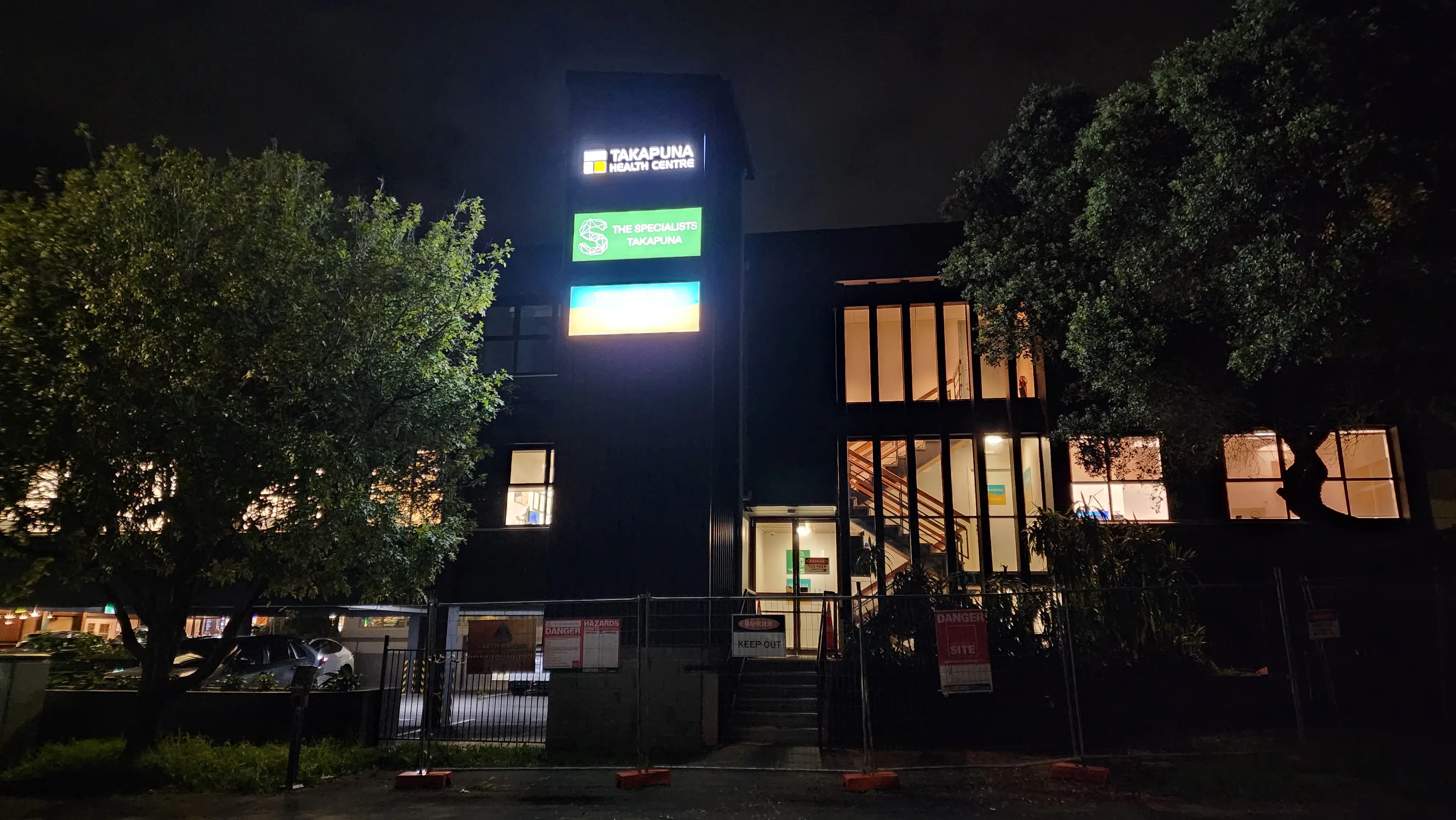 Takapuna Health Centre exterior with multi-tenant identification.