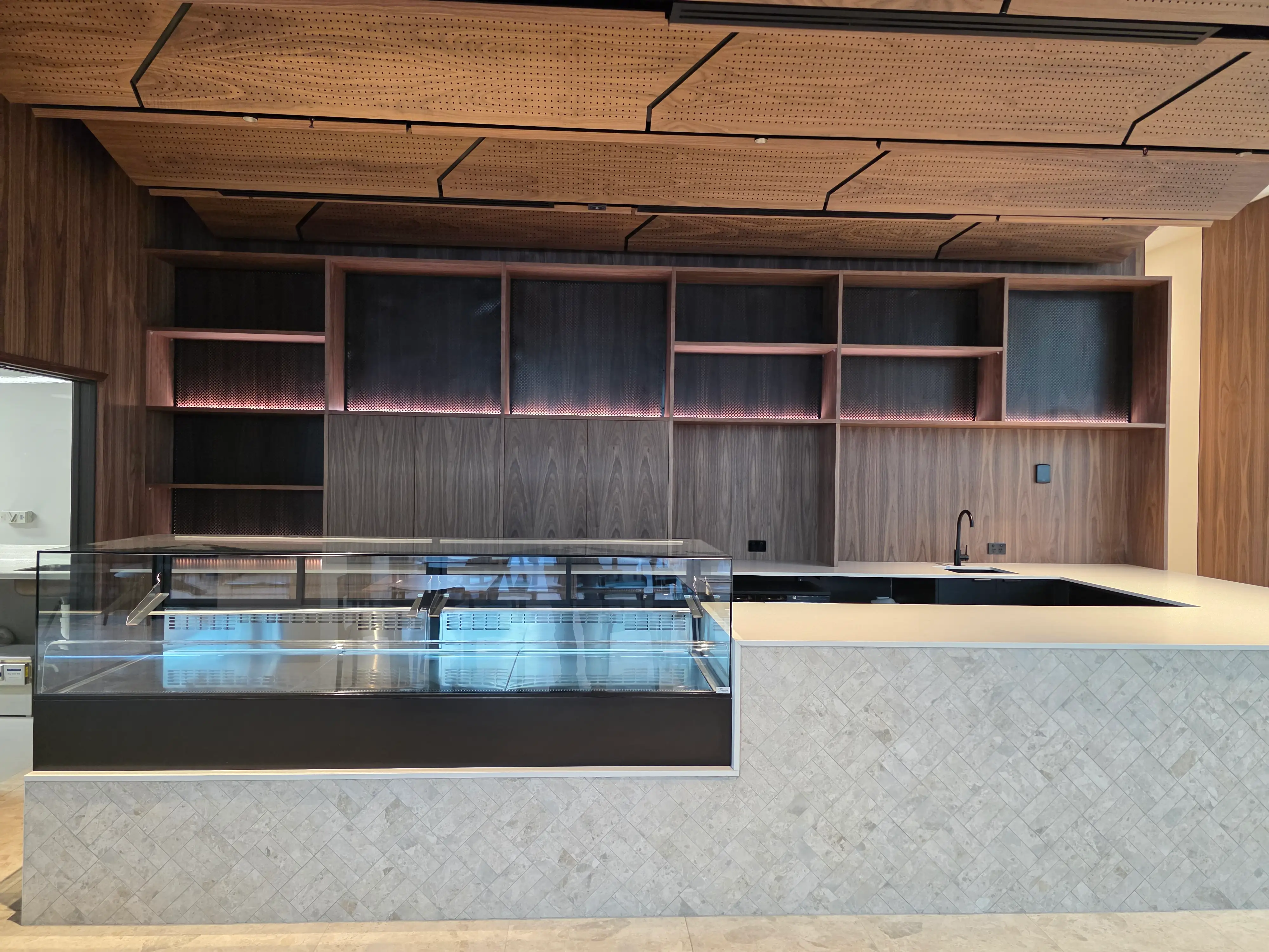 Counter, equipment and customer-facing service zone.